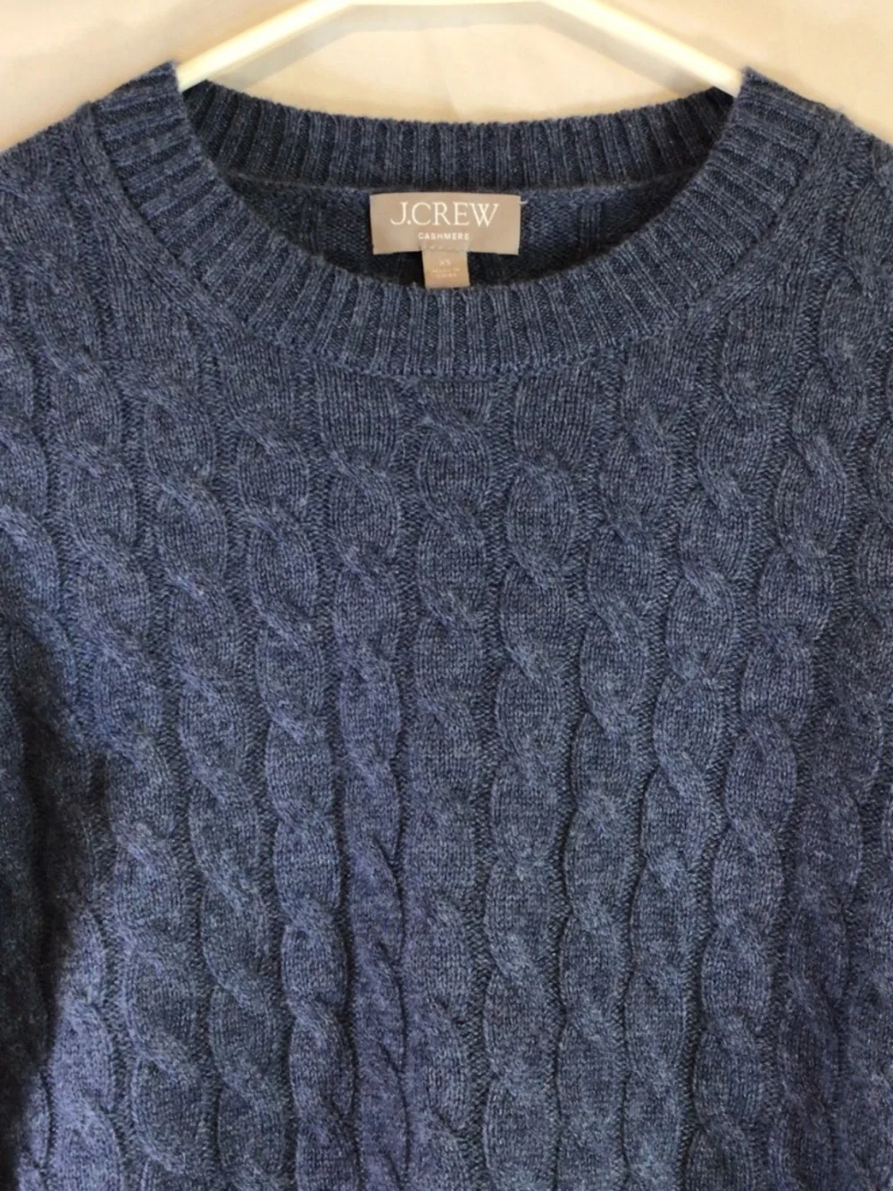 j crew women 100% cashmere cable knit sweater XS Blue Preppy Quiet Luxury Classi